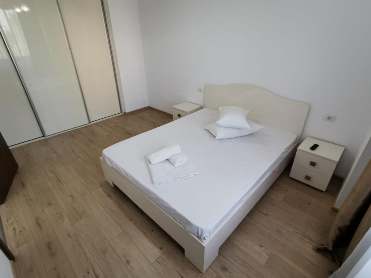 Lake Apartments Solid Mamaia Kültér fotó