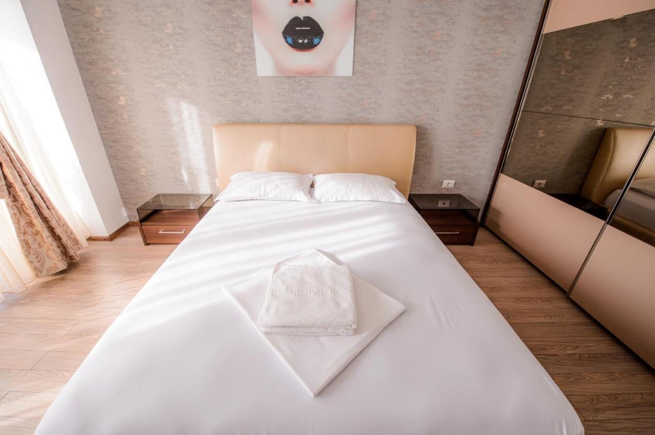 Lake Apartments Solid Mamaia Kültér fotó