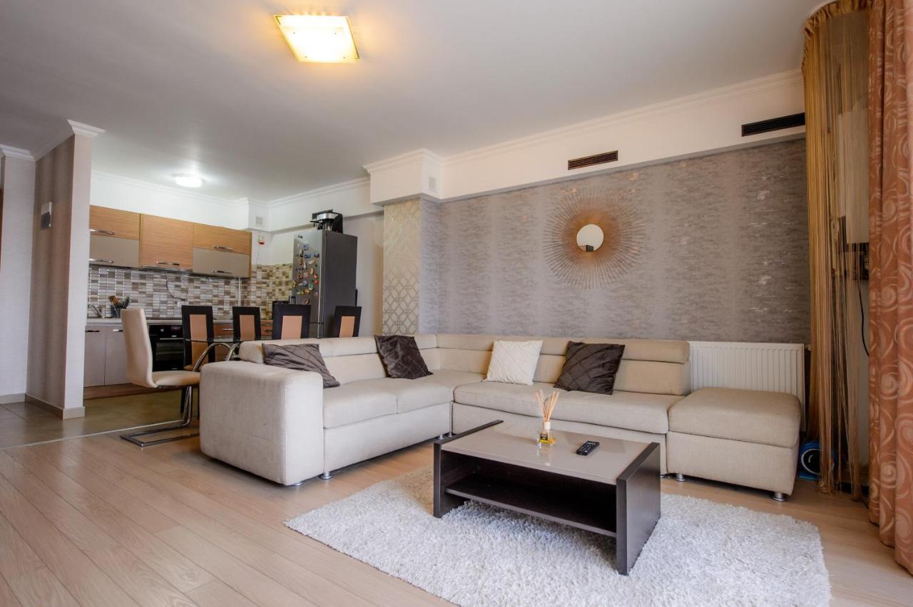 Lake Apartments Solid Mamaia Kültér fotó